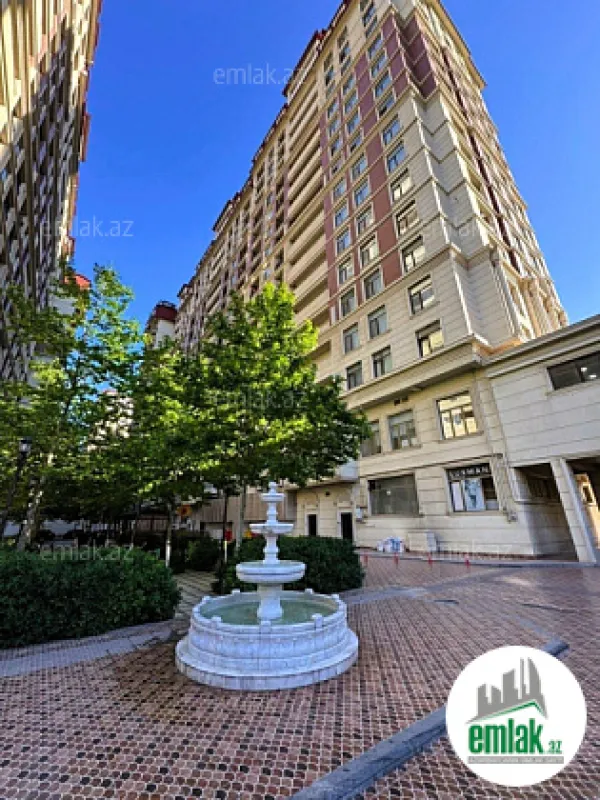 Satılır 4 otaqlı yeni tikili 180 m²