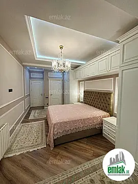 Satılır 4 otaqlı yeni tikili 180 m²