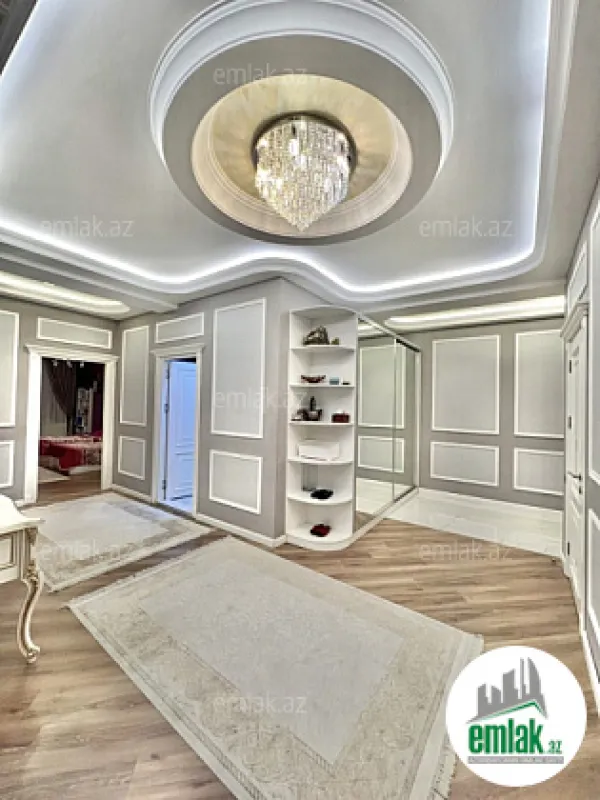 Satılır 4 otaqlı yeni tikili 180 m²