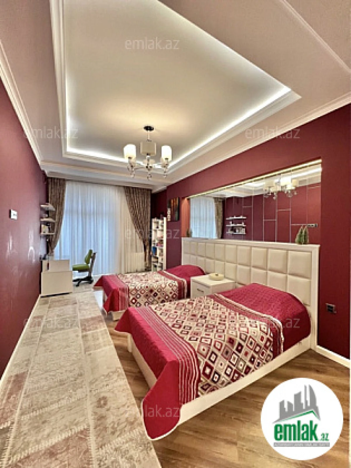 Satılır 4 otaqlı yeni tikili 180 m²