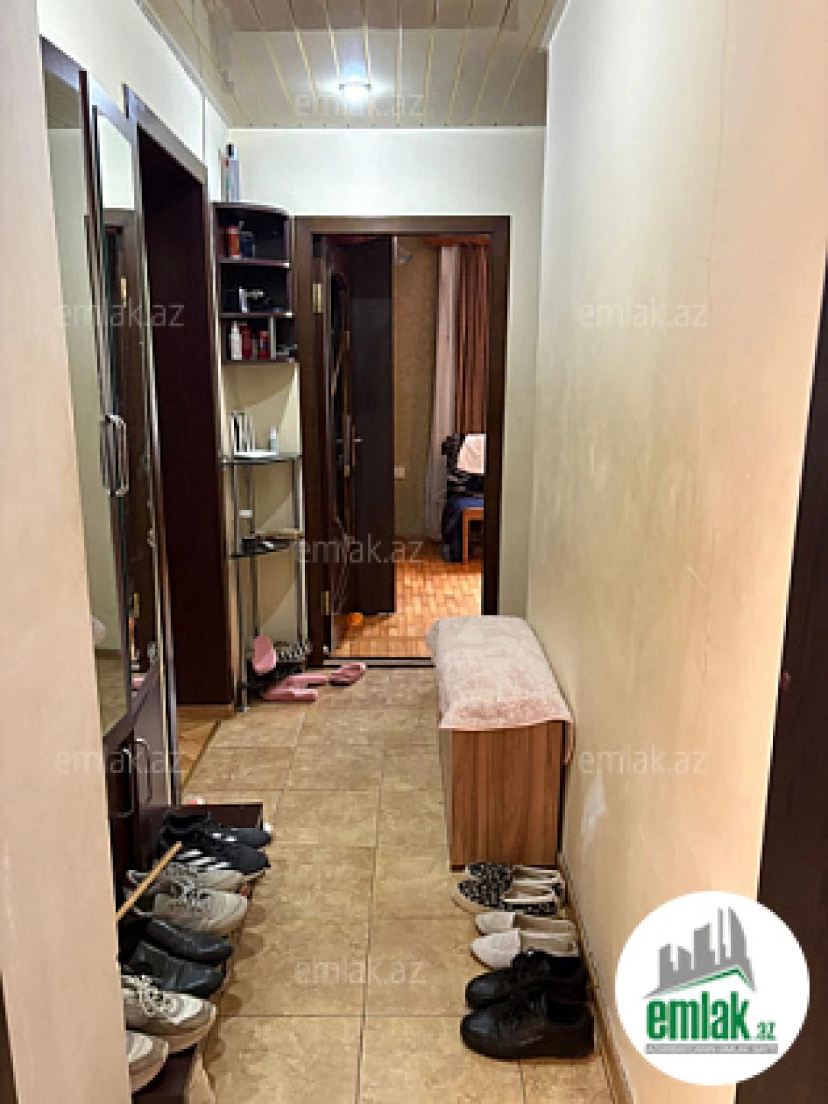 Satılır 3 otaqlı köhnə tikili 100 m²