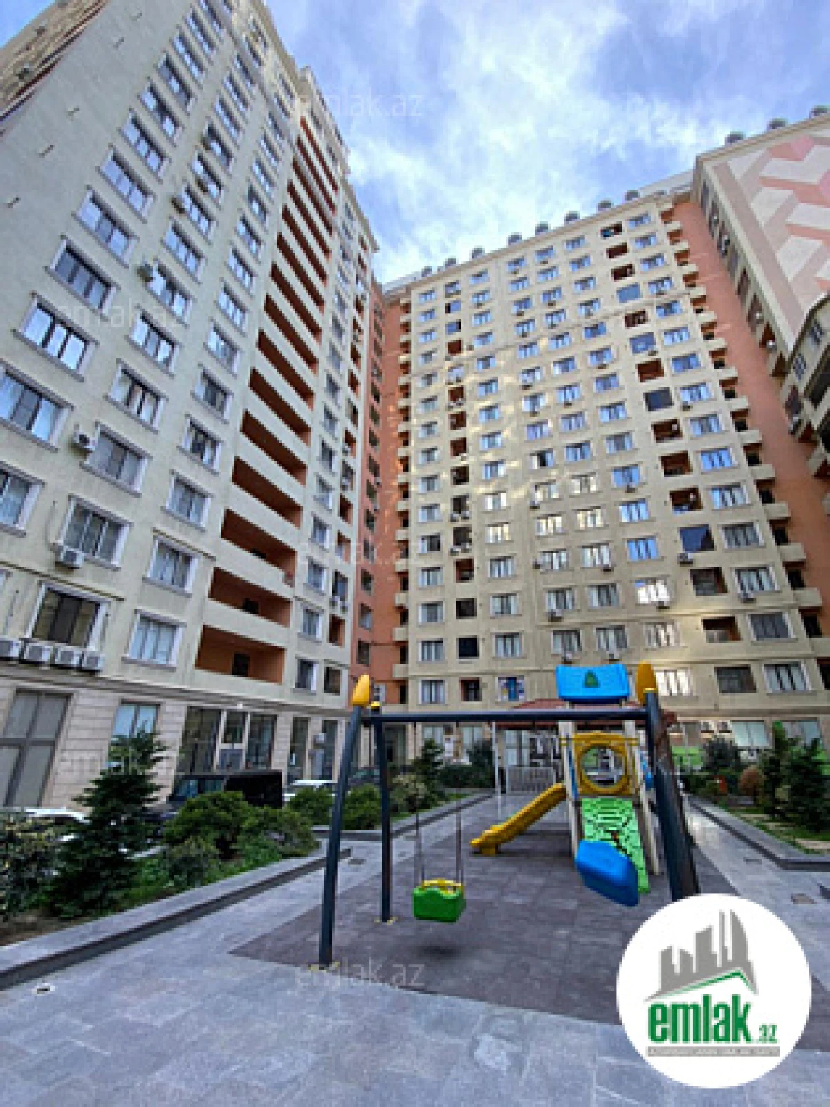 Satılır 3 otaqlı yeni tikili 110 m²