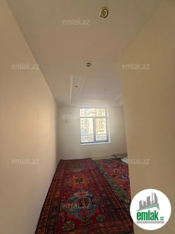 Satılır 5 otaqlı yeni tikili 200 m²