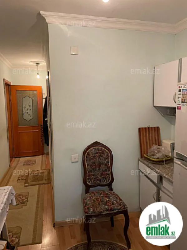 Satılır 1 otaqlı köhnə tikili 40 m²