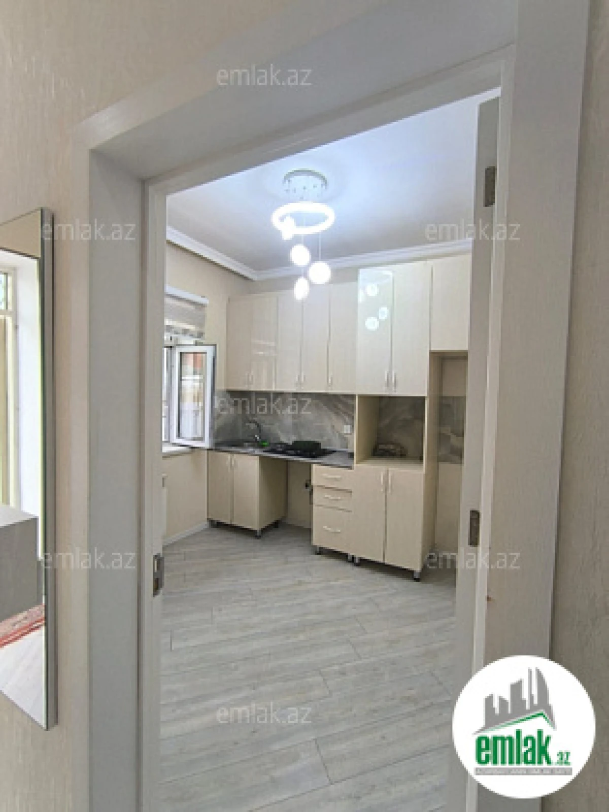 Satılır 3 otaqlı həyət evi 80 m²