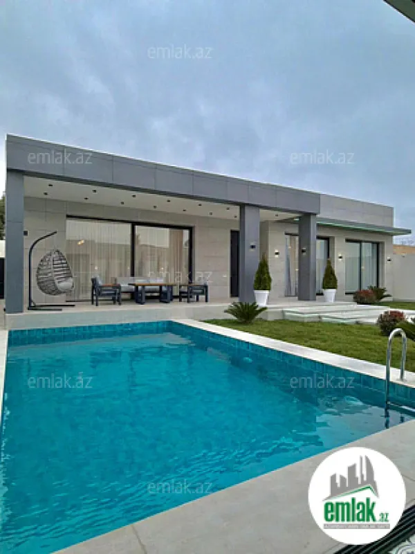 Satılır 5 otaqlı mənzil 250 m²