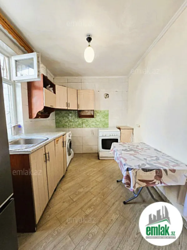 Satılır 4 otaqlı həyət evi 152 m²