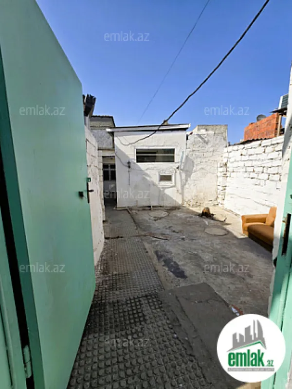 Satılır 4 otaqlı həyət evi 152 m²