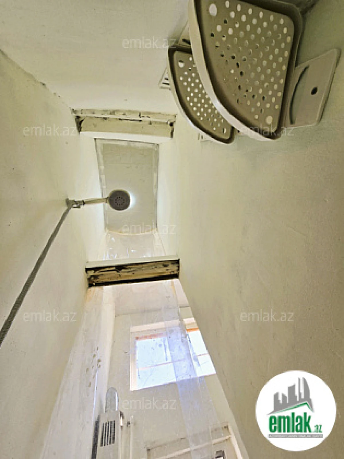 Satılır 4 otaqlı həyət evi 152 m²