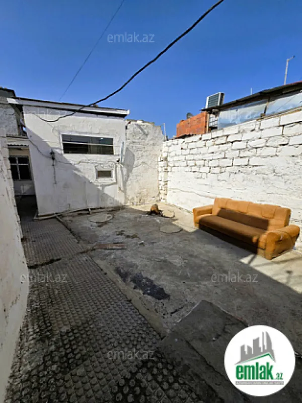 Satılır 4 otaqlı həyət evi 152 m²