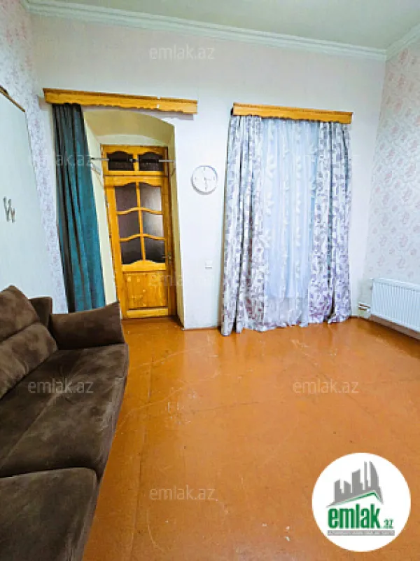 Satılır 4 otaqlı həyət evi 152 m²