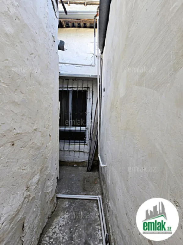 Satılır 4 otaqlı həyət evi 152 m²