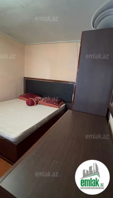 Satılır 4 otaqlı həyət evi 35 m²