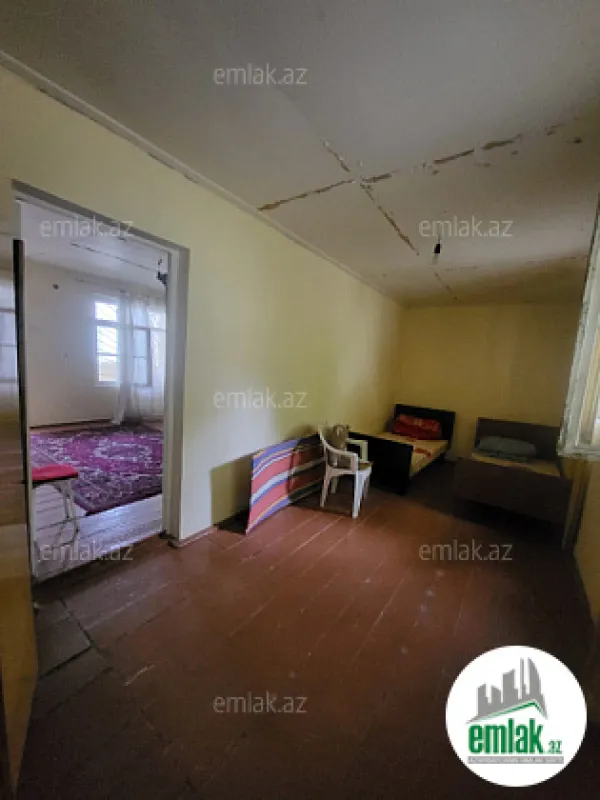 Satılır 6 otaqlı mənzil 2480 m²