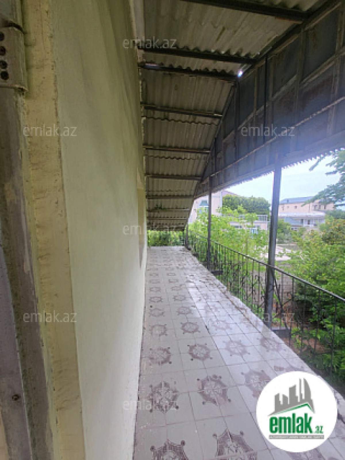 Satılır 6 otaqlı mənzil 2480 m²