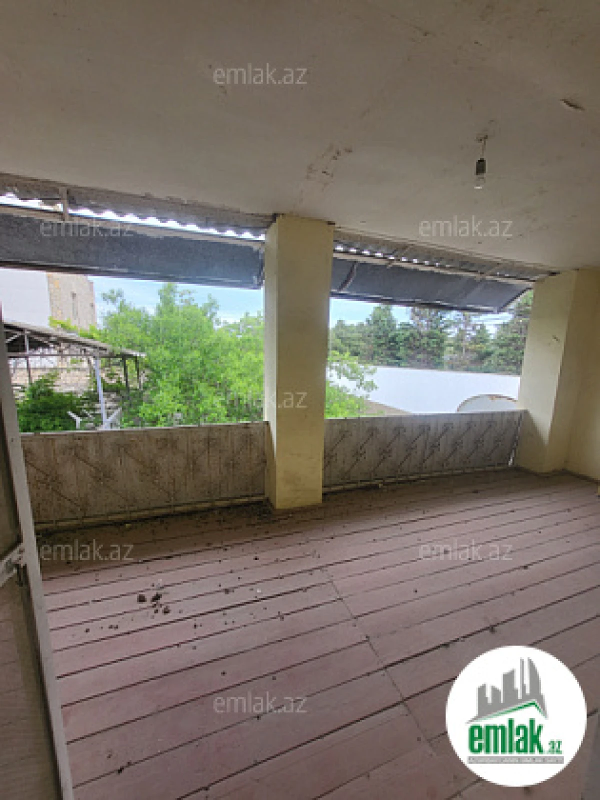 Satılır 6 otaqlı mənzil 2480 m²