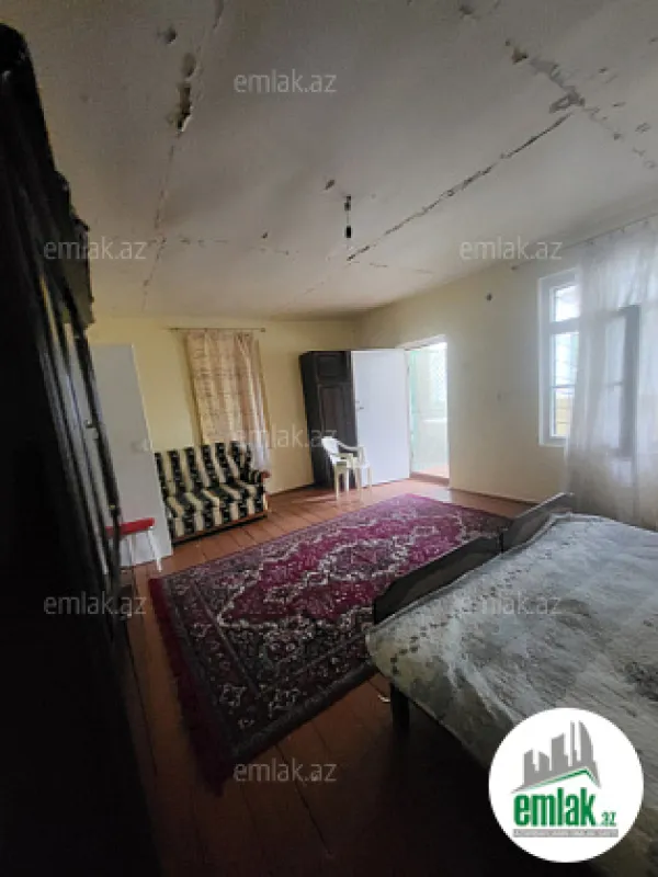 Satılır 6 otaqlı mənzil 2480 m²