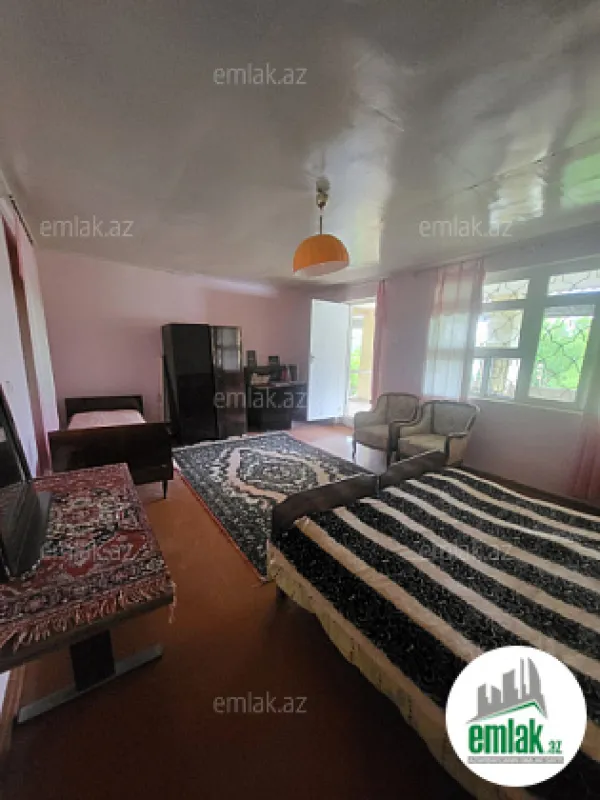 Satılır 6 otaqlı mənzil 2480 m²