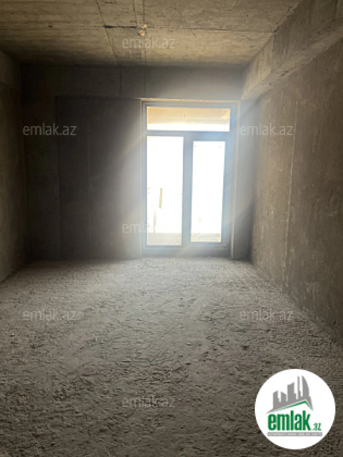 Satılır 3 otaqlı yeni tikili 185 m²