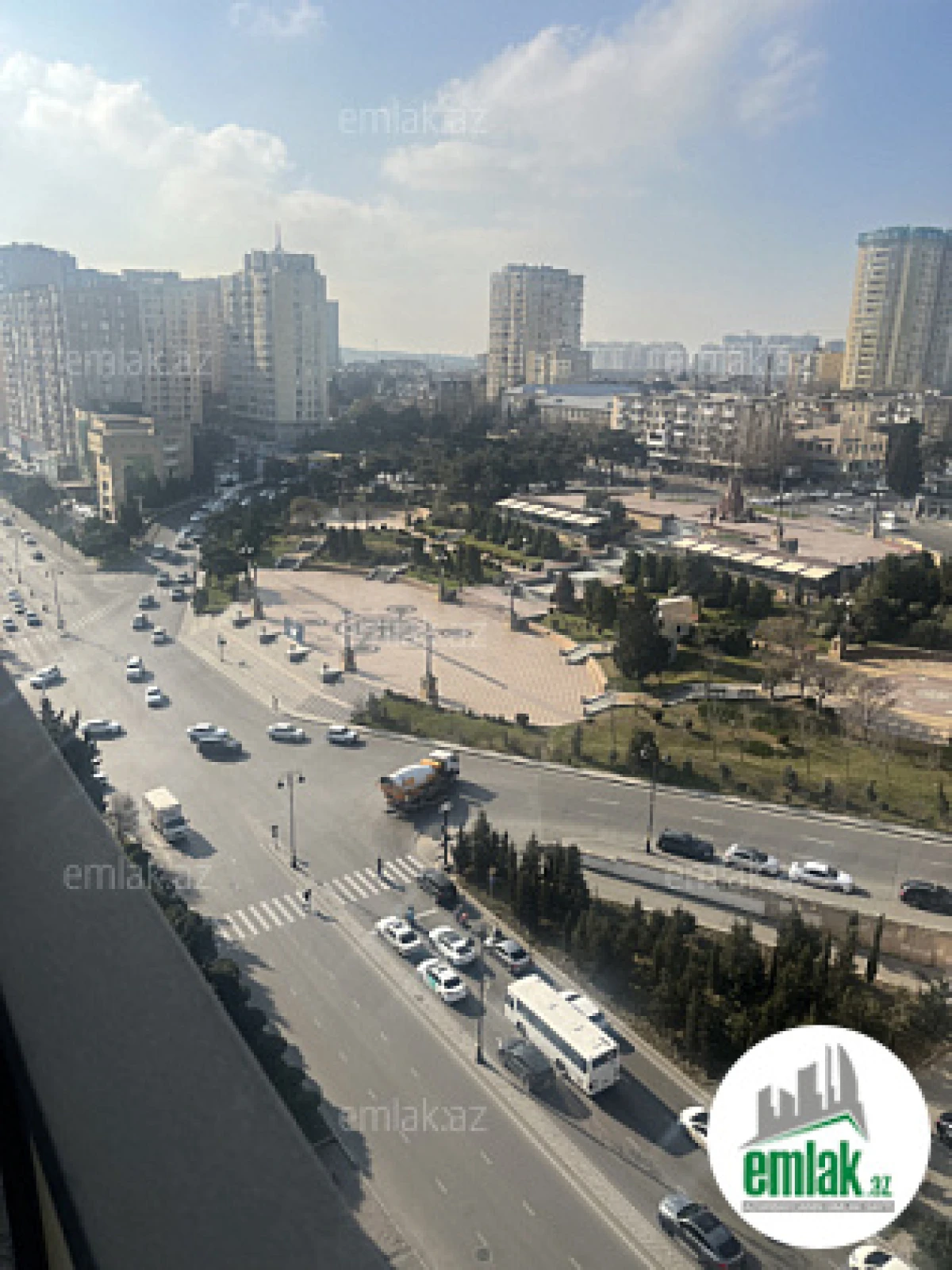 Satılır 3 otaqlı yeni tikili 185 m²