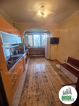 Satılır 3 otaqlı köhnə tikili 85 m² — Bakı, Bülbülə 3 otaq 85.00 m²