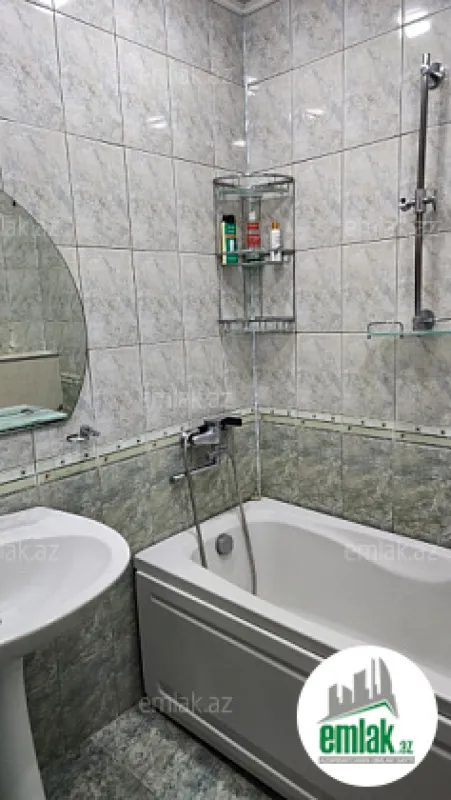 Satılır 3 otaqlı köhnə tikili 85 m²