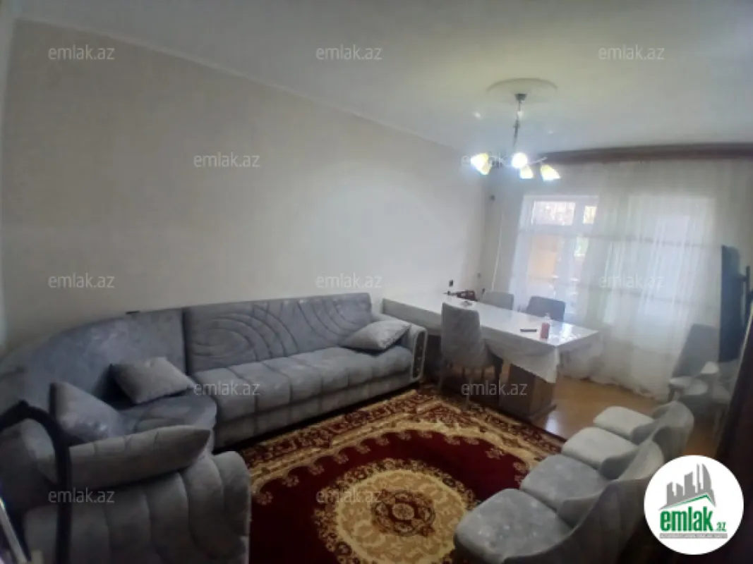 Satılır 3 otaqlı köhnə tikili 90 m²