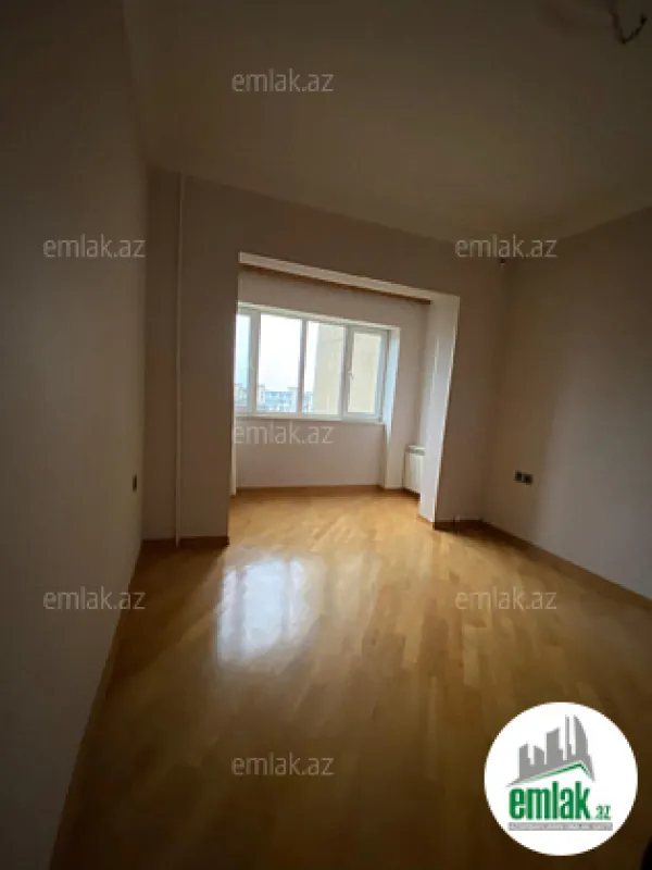 Satılır 3 otaqlı köhnə tikili 90 m²