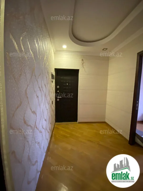 Satılır 3 otaqlı köhnə tikili 90 m²
