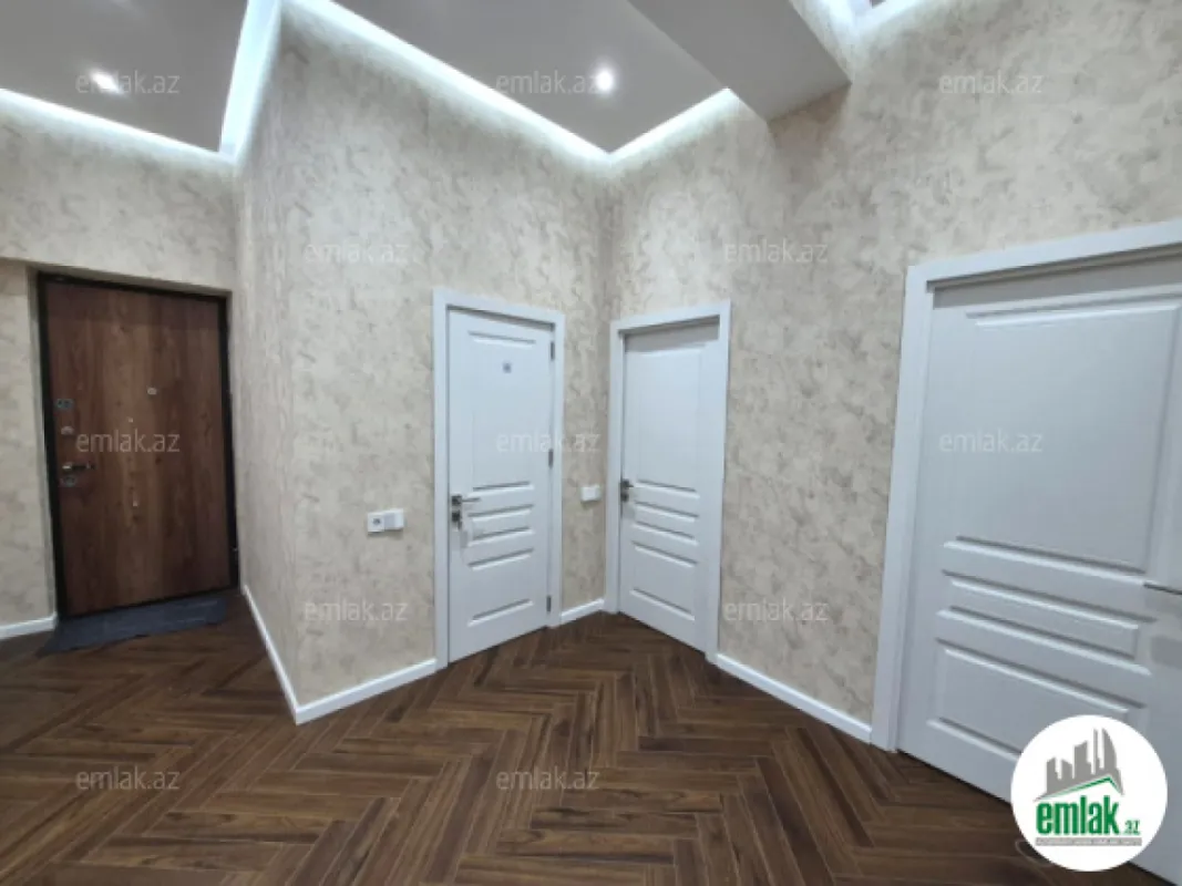 Satılır 2 otaqlı yeni tikili 86 m²