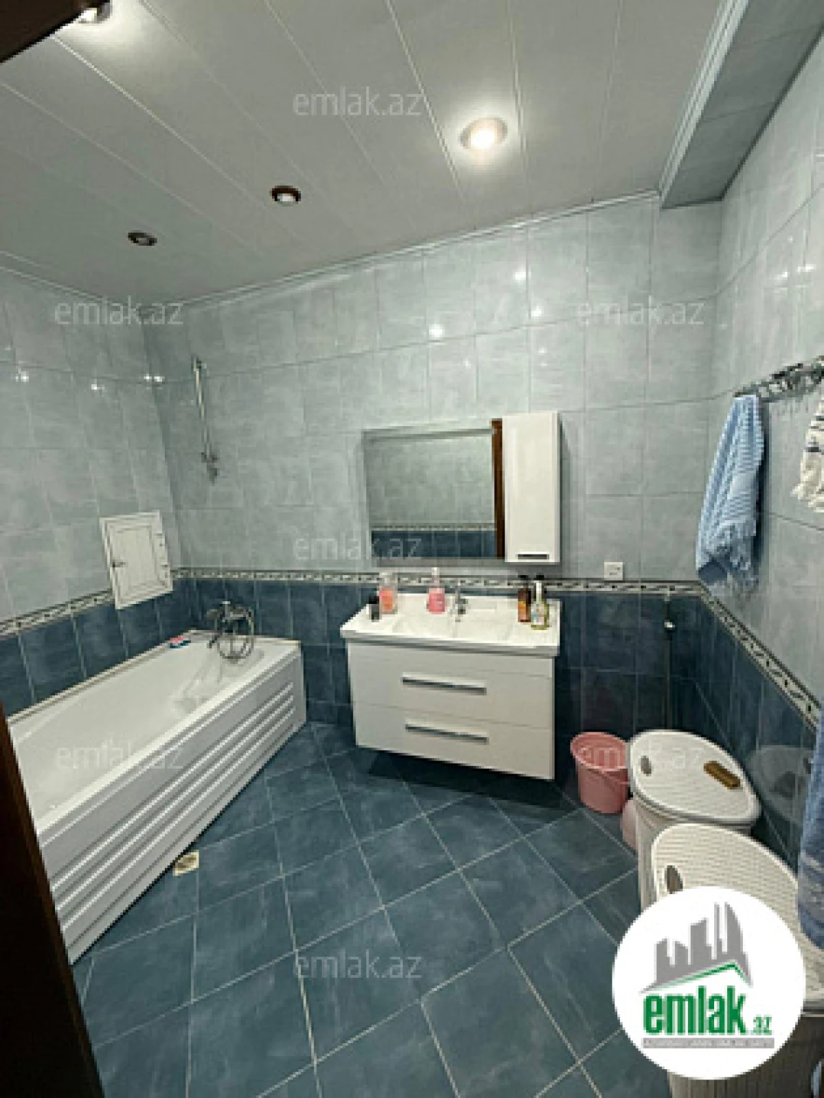 Satılır 3 otaqlı yeni tikili 120 m²