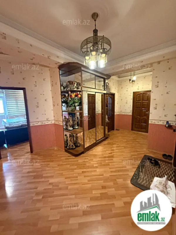 Satılır 3 otaqlı yeni tikili 120 m²