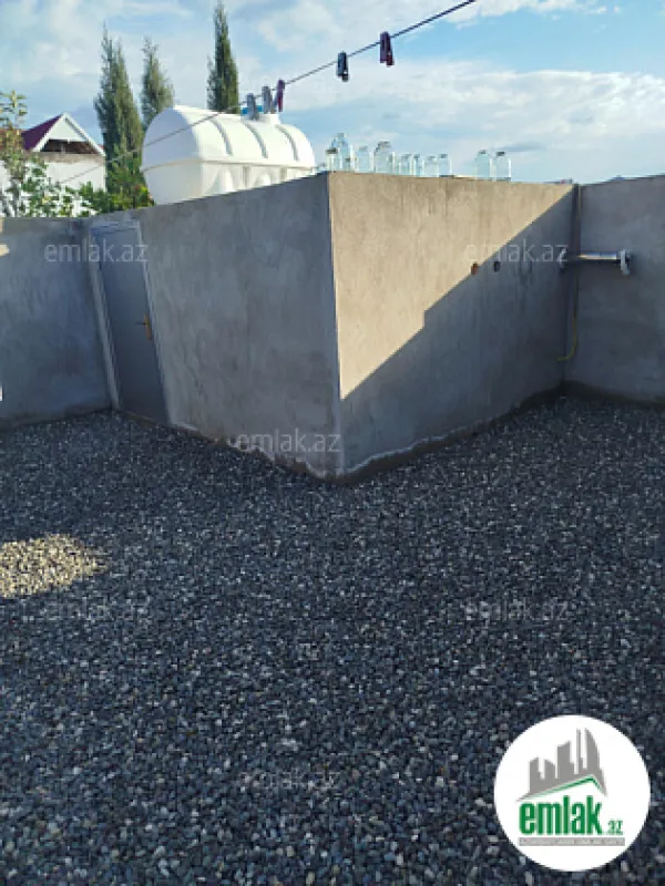 Satılır 3 otaqlı yeni tikili 100 m²