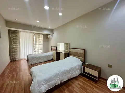 Satılır 3 otaqlı yeni tikili 120 m²