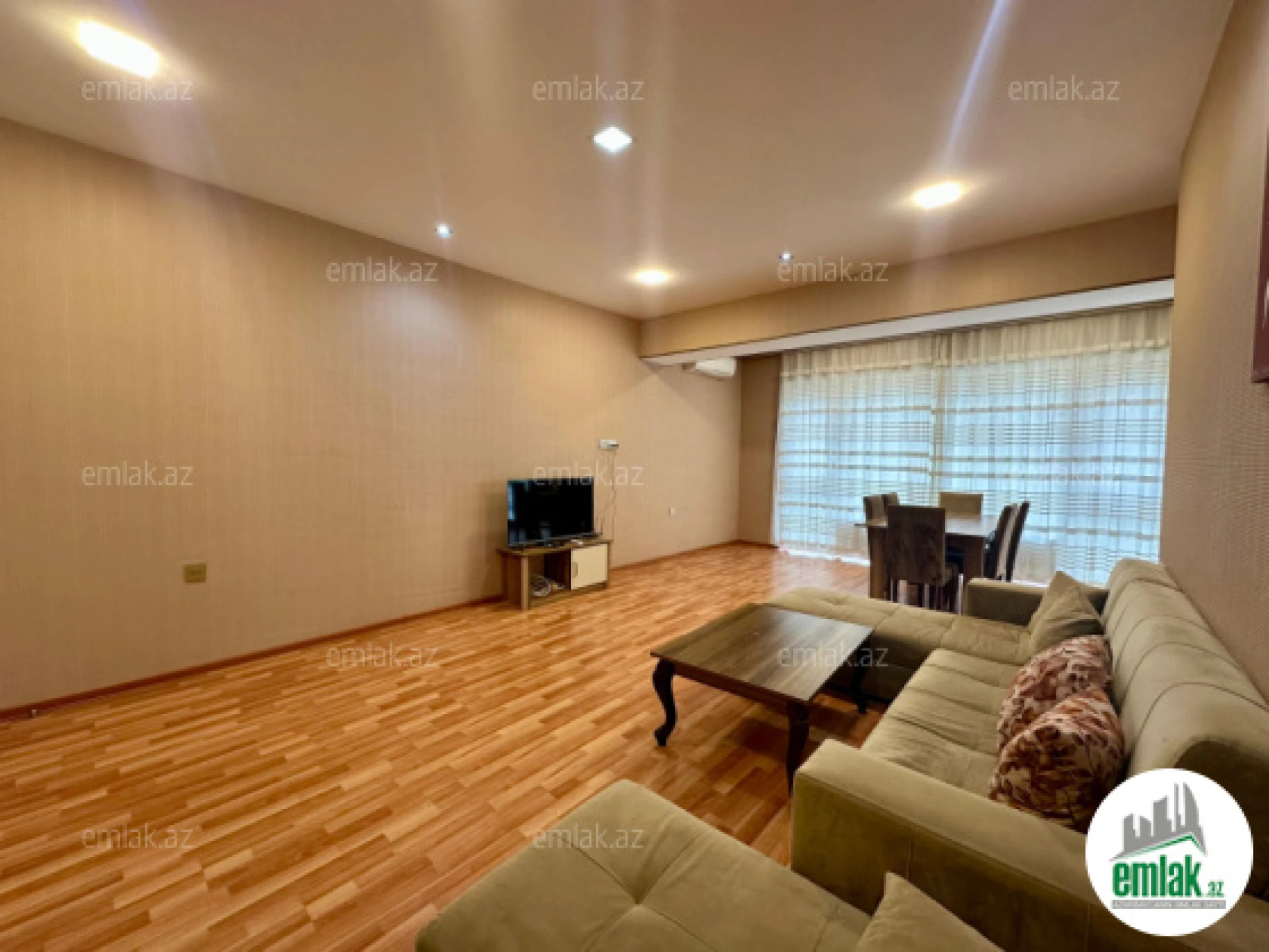 Satılır 3 otaqlı yeni tikili 120 m²