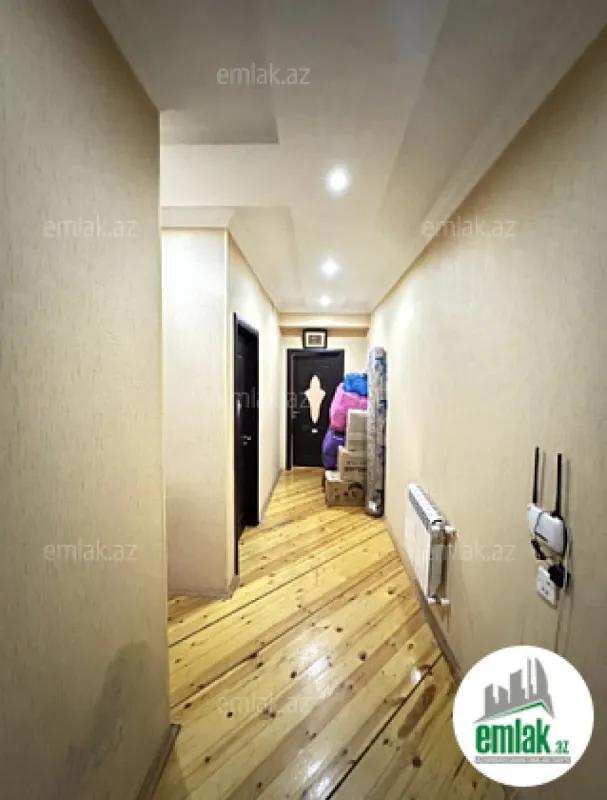 Satılır 4 otaqlı yeni tikili 110 m²