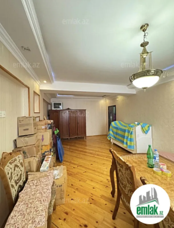 Satılır 4 otaqlı yeni tikili 110 m²