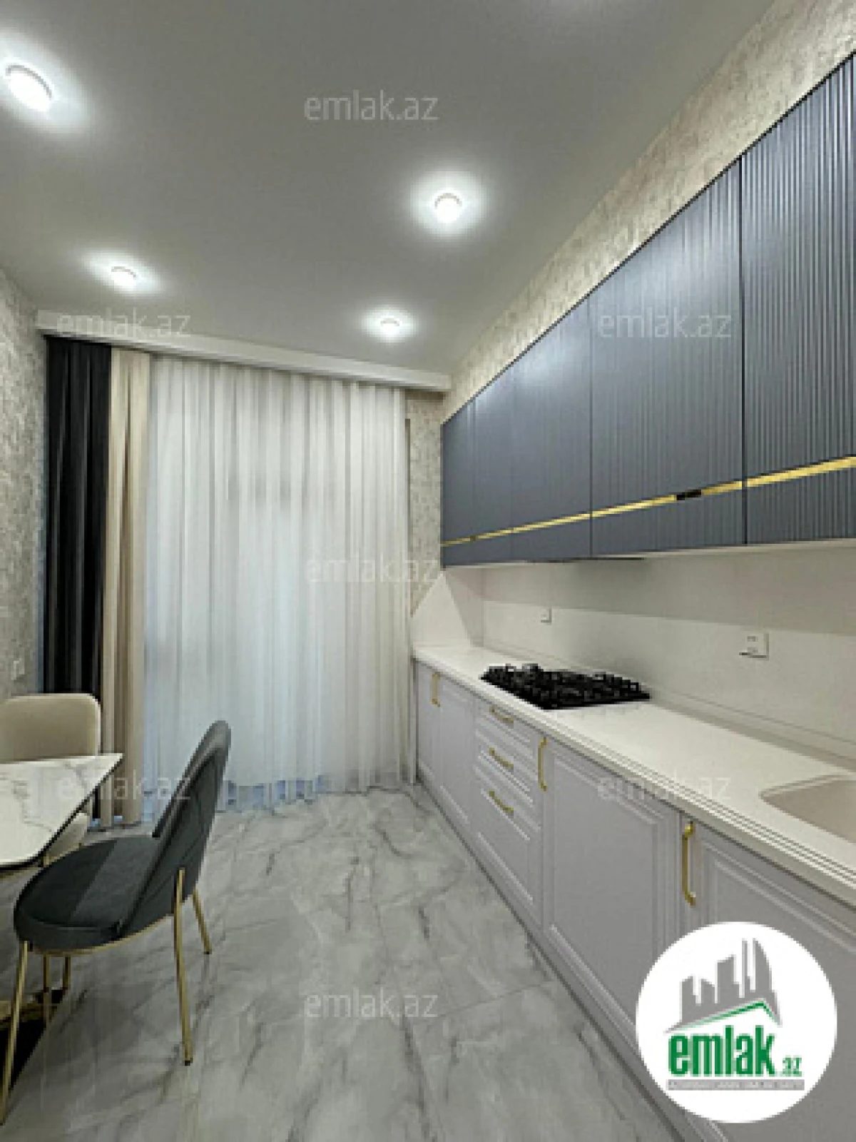 Satılır 3 otaqlı yeni tikili 82 m²