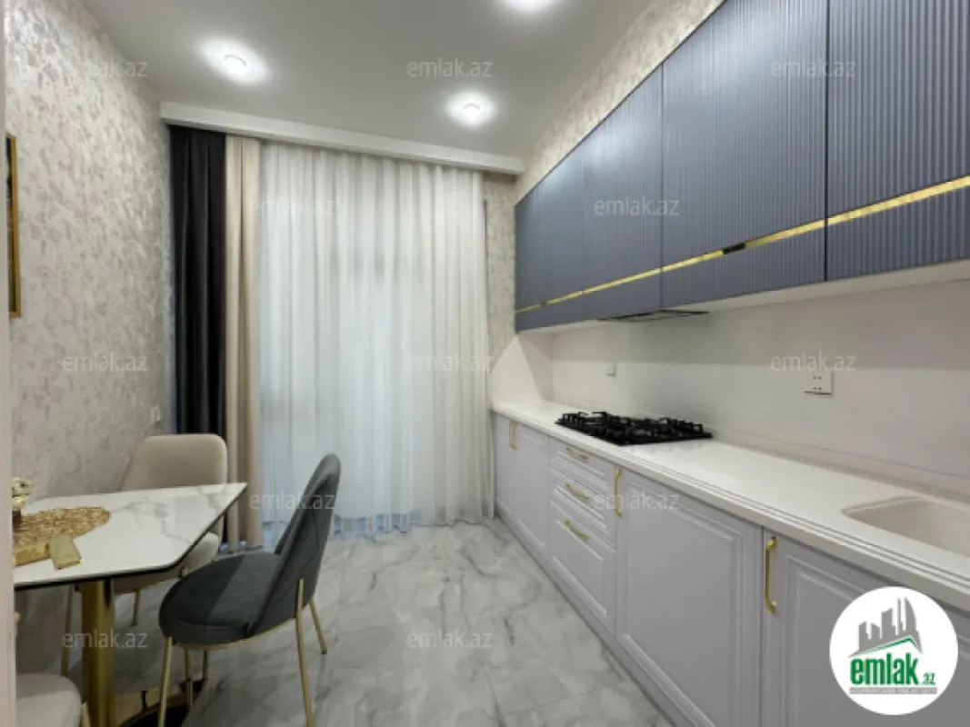 Satılır 3 otaqlı yeni tikili 82 m²