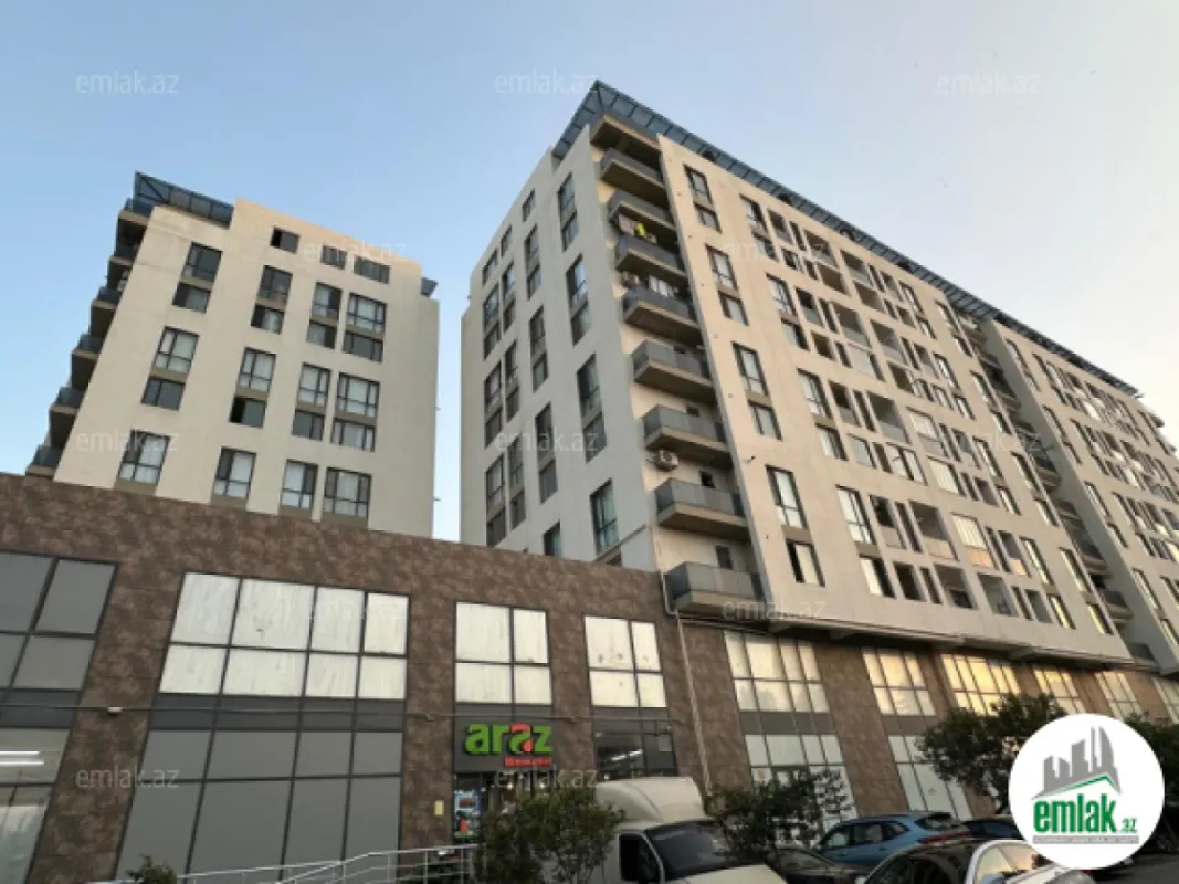 Satılır 3 otaqlı yeni tikili 82 m²