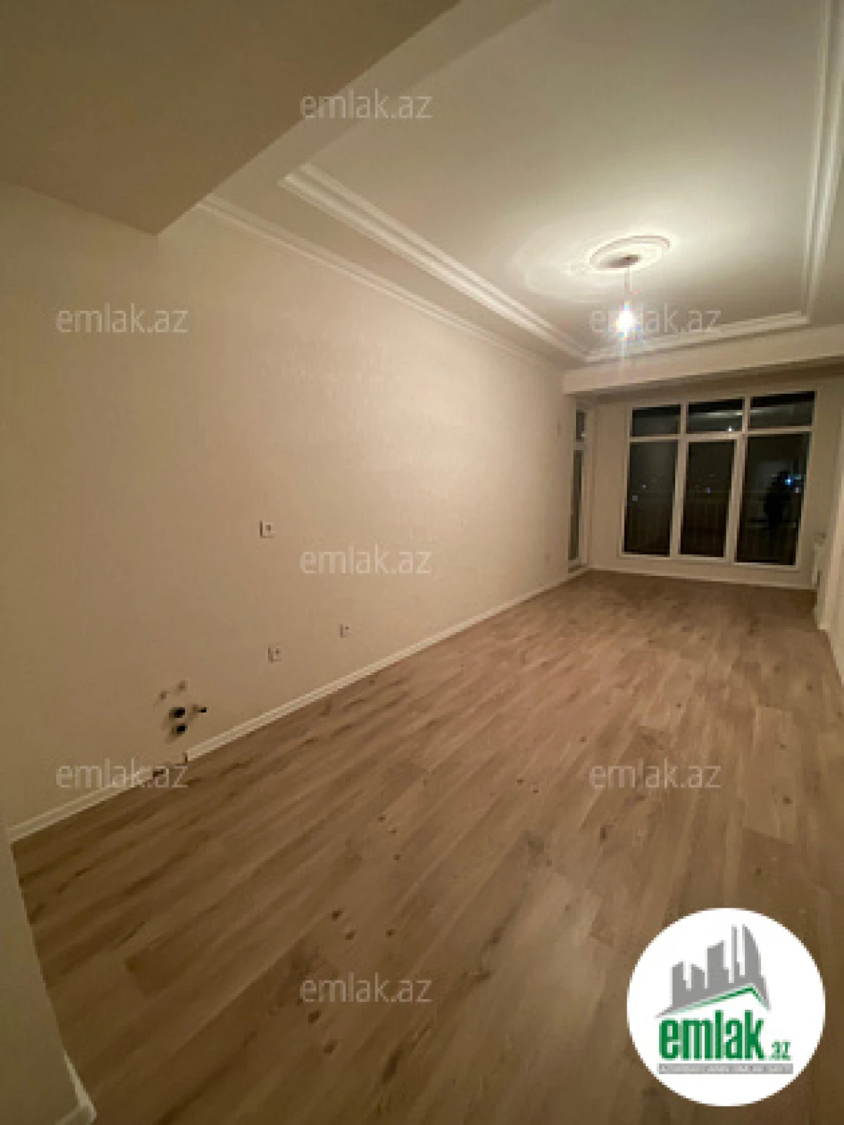 Satılır 2 otaqlı yeni tikili 74 m²