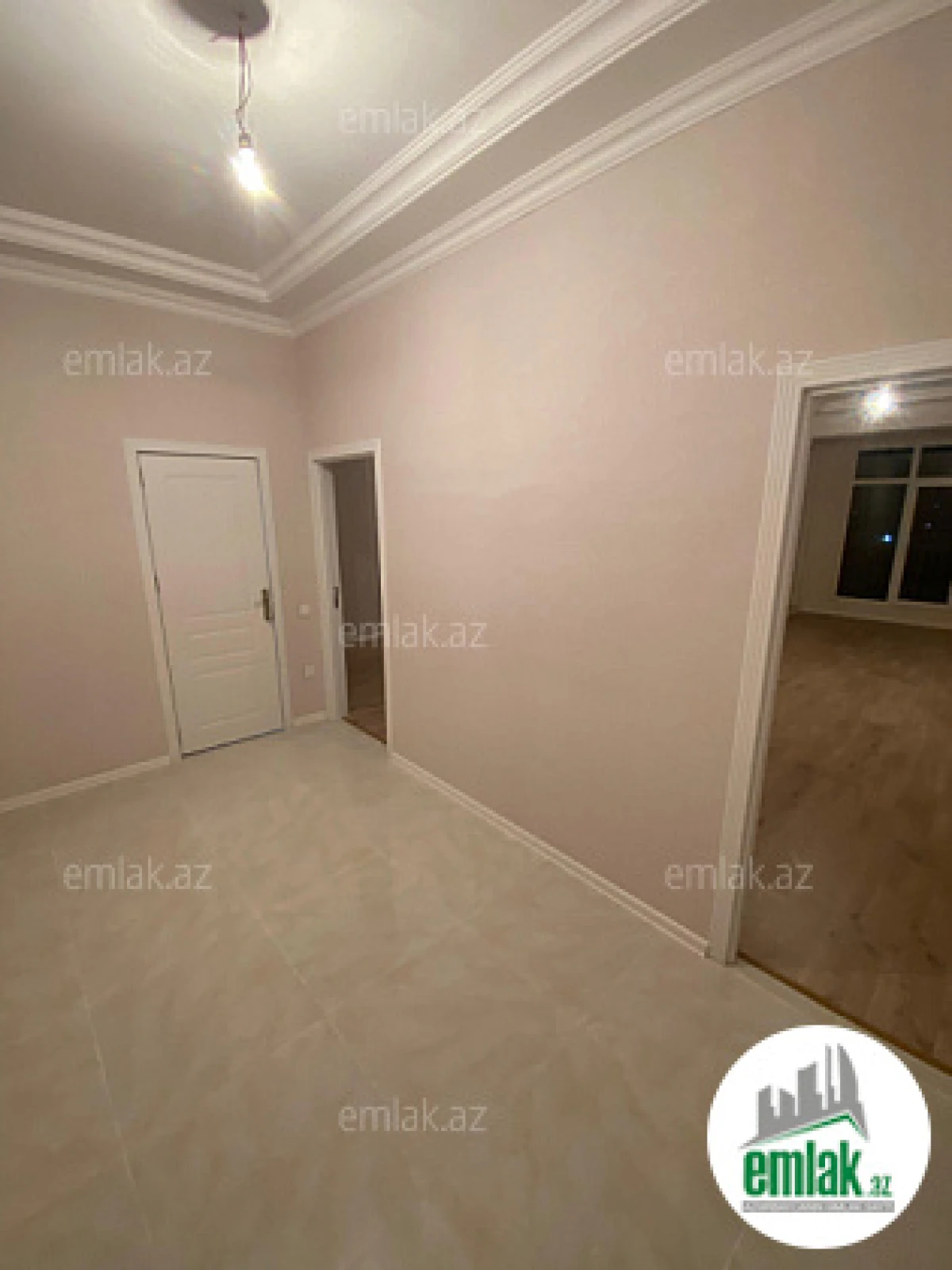 Satılır 2 otaqlı yeni tikili 74 m²