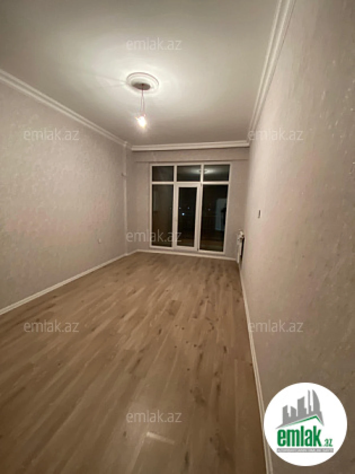 Satılır 2 otaqlı yeni tikili 74 m²