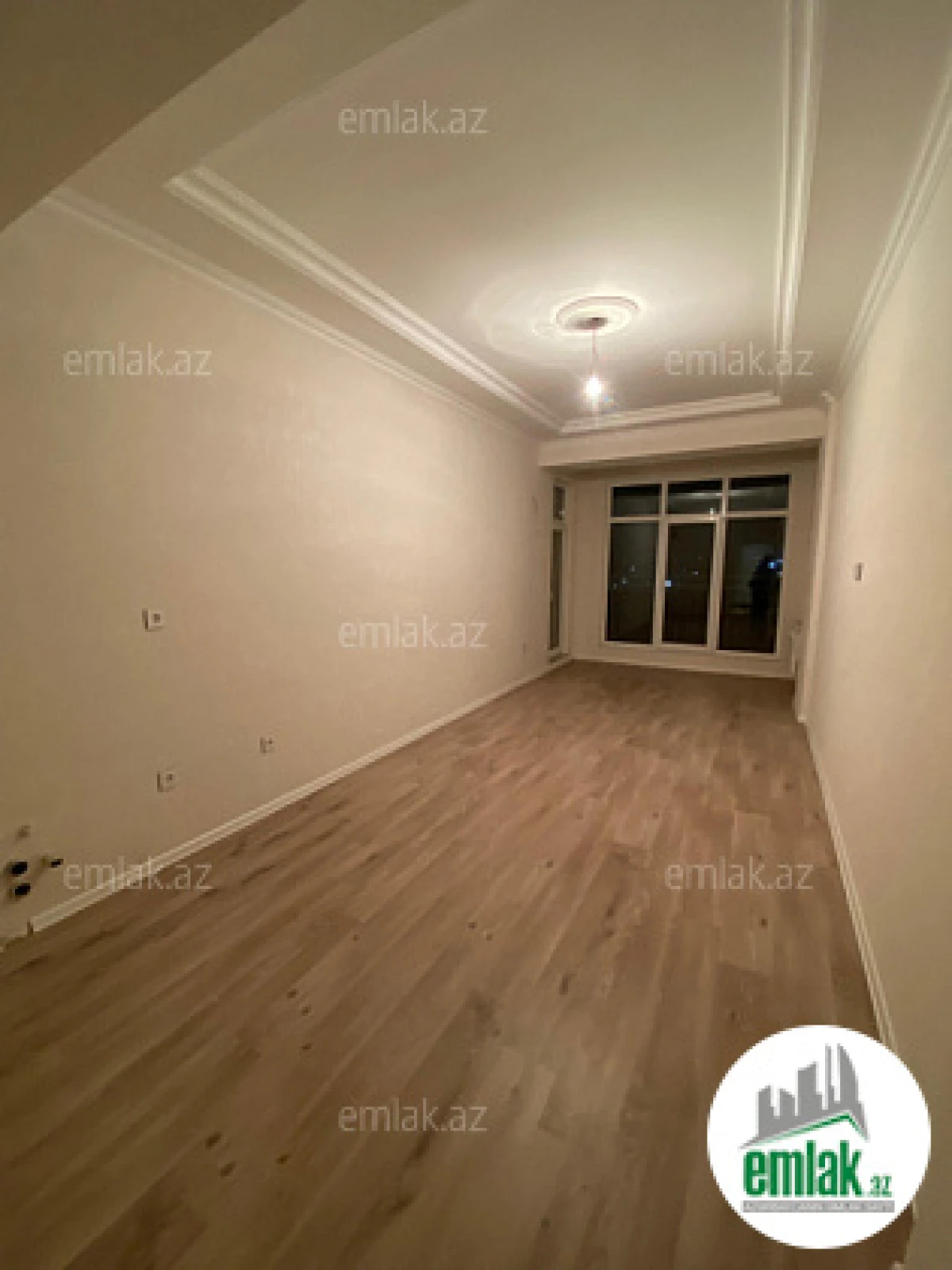 Satılır 2 otaqlı yeni tikili 74 m²