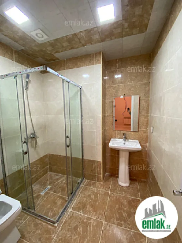 Satılır 2 otaqlı yeni tikili 74 m²