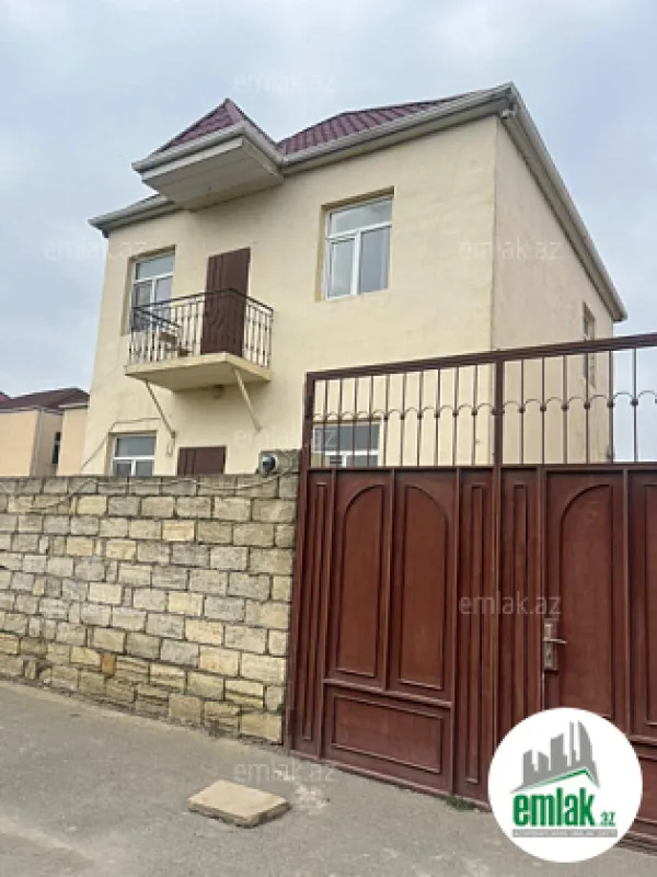 Satılır 4 otaqlı həyət evi 150 m²