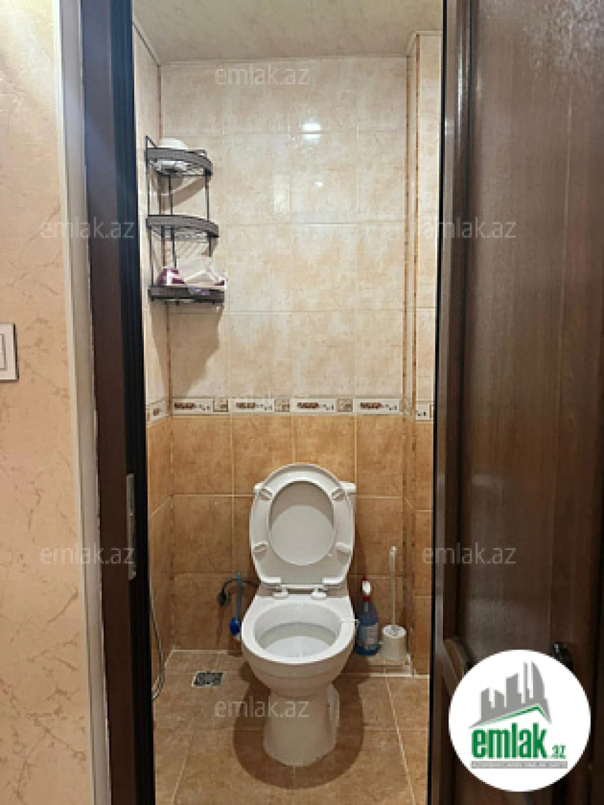 Satılır 3 otaqlı köhnə tikili 100 m²