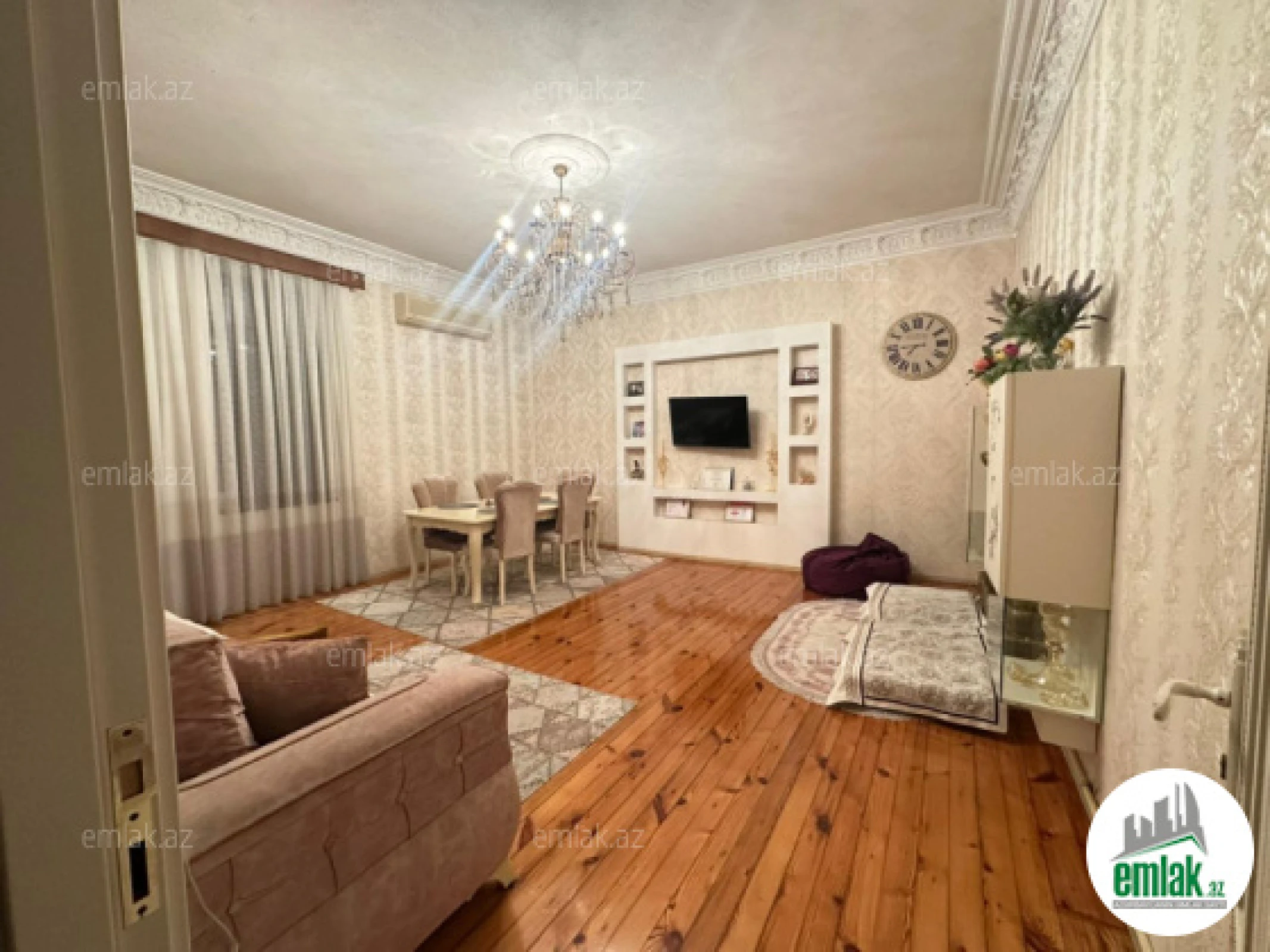 Satılır 3 otaqlı köhnə tikili 100 m²