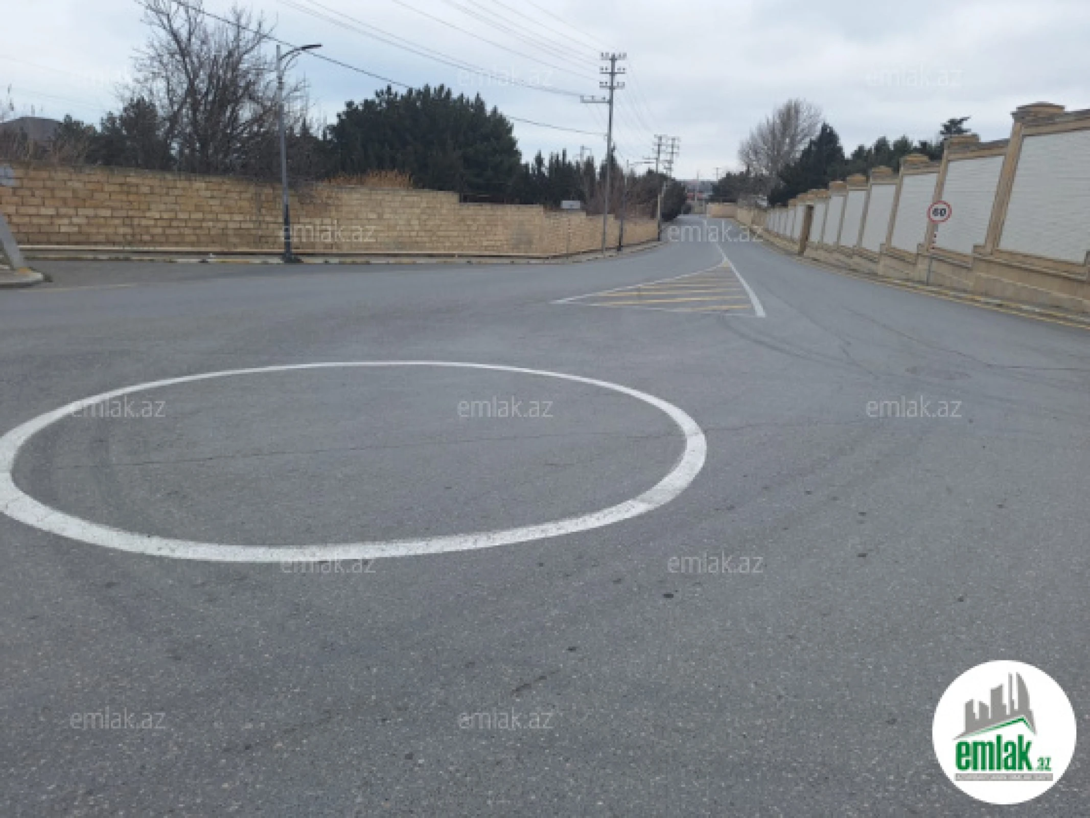 Satılır torpaq sahəsi 4 m²