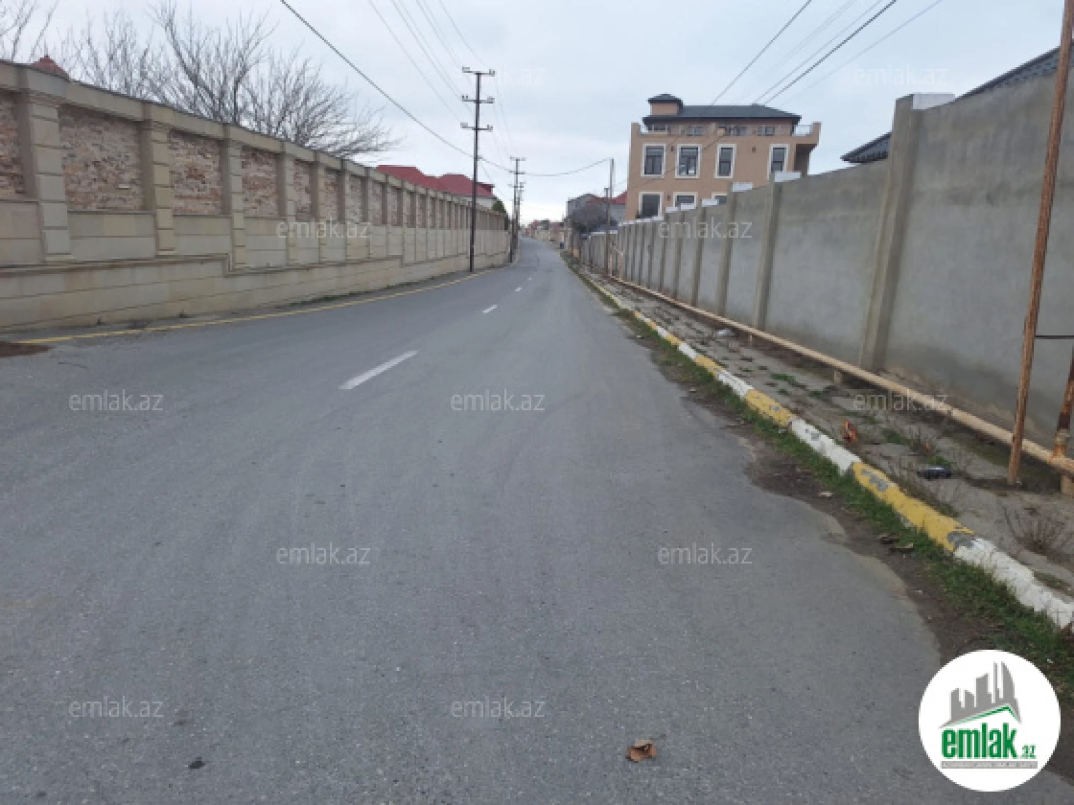 Satılır torpaq sahəsi 4 m²